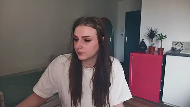 ce leste   online show from February 23, 11:44 am