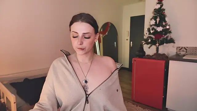 ce leste   online show from November 26, 6:19 pm