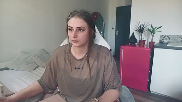 ce leste   online show from March 13, 11:15 am