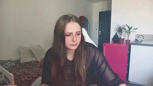 ce leste   online show from April 15, 10:54 am