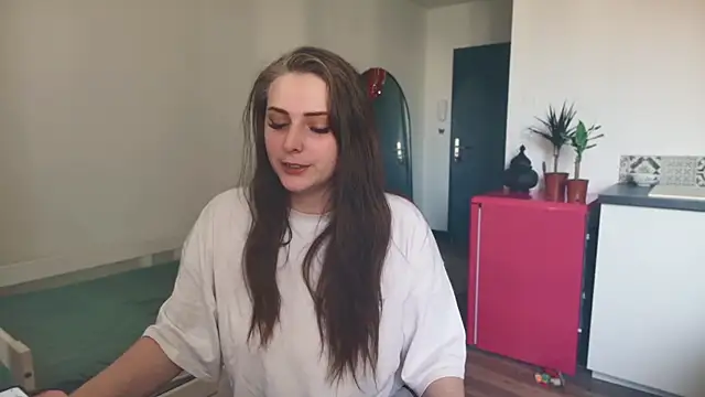 ce leste   online show from March 4, 2:25 pm