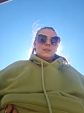 ce leste   online show from March 18, 1:35 pm