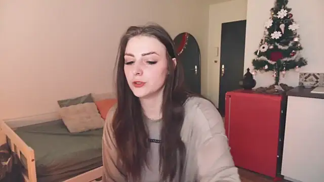 ce leste   online show from December 17, 4:23 pm