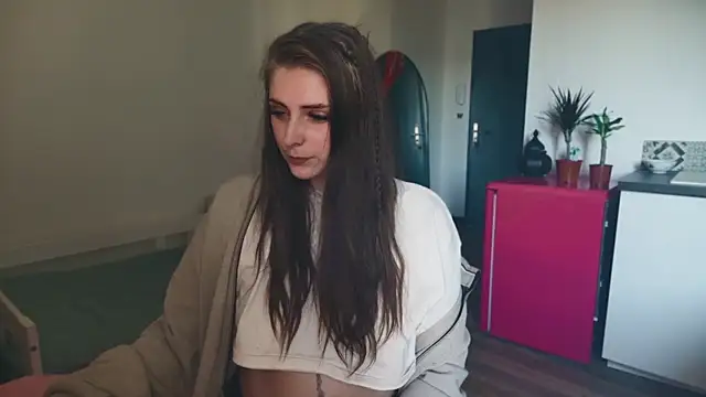 ce leste   online show from February 24, 8:48 am