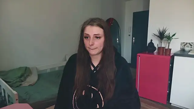 ce leste   online show from February 28, 1:00 pm