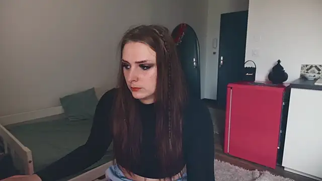 ce leste   online show from February 11, 1:33 pm