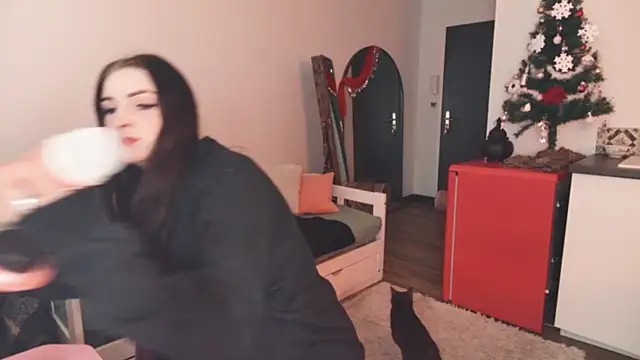 ce leste   online show from December 5, 3:54 pm