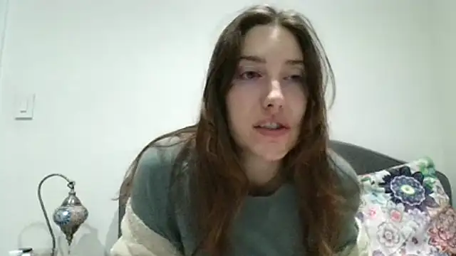 Snapshot of chromiacookie chatting on February 17, 5:49 am chromiacookie online show from February 17, 5:49 am