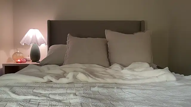 SkylarRay online show from October 1, 9:18 pm