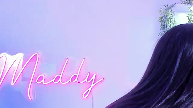 MaddyParisi online show from February 7, 3:34 am