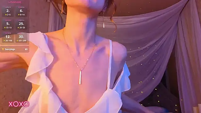 Snapshot of Soo_dreamy chatting on November 8, 1:31 am Soo dreamy online show from November 8, 1:31 am