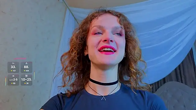 Snapshot of Soo_dreamy chatting on October 10, 1:28 am Soo dreamy online show from October 10, 1:28 am