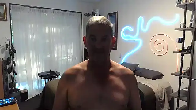 ChunkyMonkey007 online show from February 7, 6:45 am