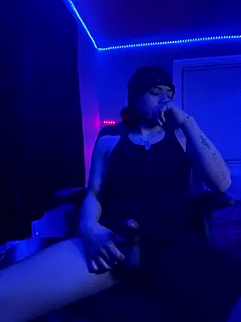 Snapshot of plutomf chatting on January 13, 8:07 am plutomf online show from January 13, 8:07 am