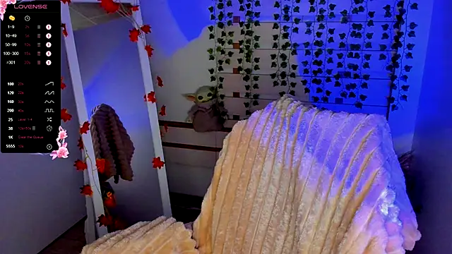 Bella XO online show from October 10, 7:20 am