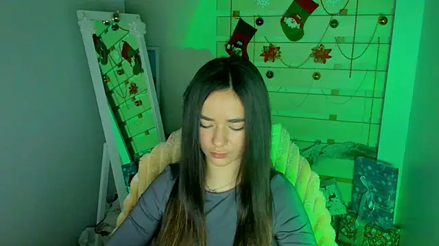 Bella XO online show from December 5, 8:13 am