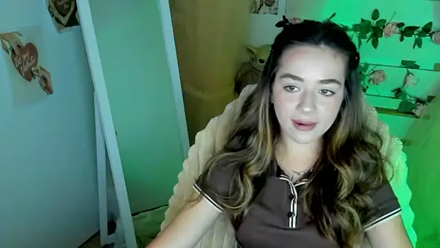 Bella XO online show from June 23, 6:33 am