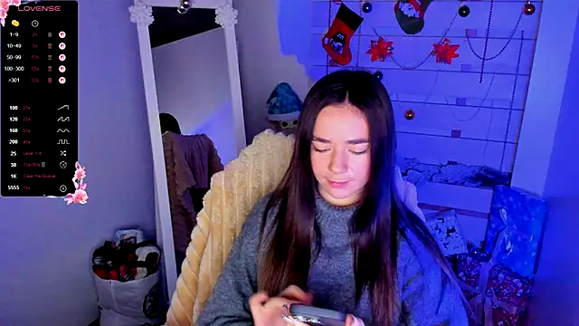 Bella XO online show from December 3, 8:25 am