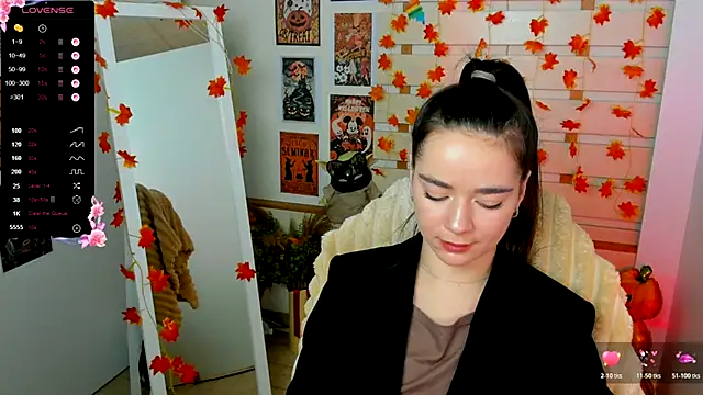 Bella XO online show from October 25, 6:45 am