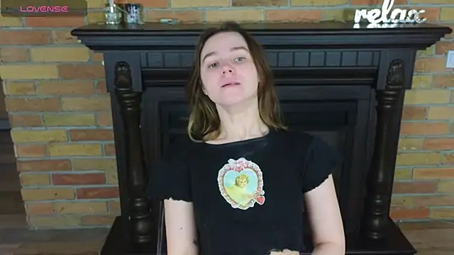 Ellie Sunset online show from March 19, 8:36 am