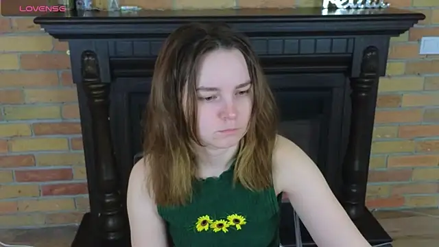 Ellie Sunset online show from May 5, 7:00 am