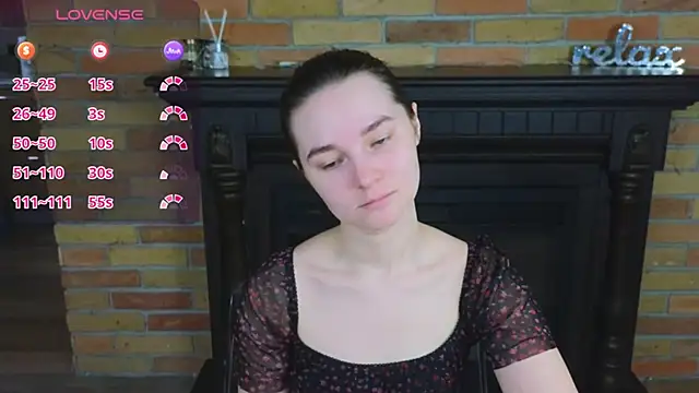 Ellie Sunset online show from April 18, 8:05 am