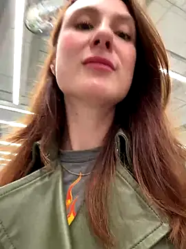 Snapshot of Dina_Tease chatting on September 19, 12:42 pm Dina Tease online show from September 19, 12:42 pm