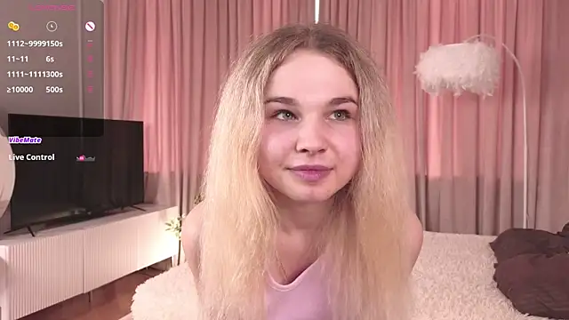 OdetteHarwick online show from September 19, 10:08 am