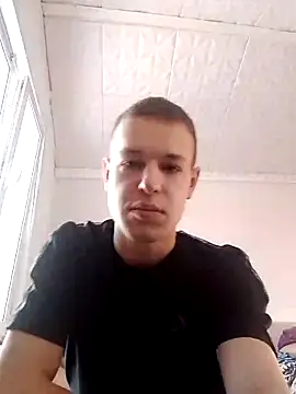 pretty roman online show from February 18, 11:44 am