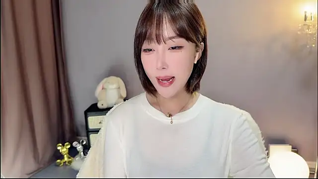 Snapshot of jingling666 chatting on October 6, 1:23 pm jingling666 online show from October 6, 1:23 pm