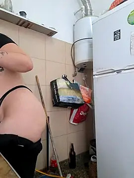 CAT28004 online show from December 1, 3:24 pm