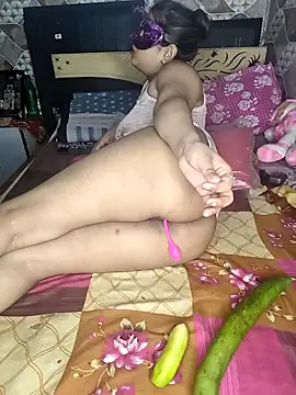 Snapshot of pihu32824 chatting on October 2, 1:03 pm pihu32824 online show from October 2, 1:03 pm