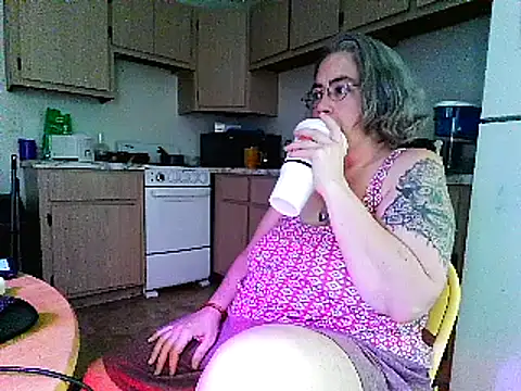 Snapshot of GraceHenderson chatting on March 20, 11:23 pm GraceHenderson online show from March 20, 11:23 pm