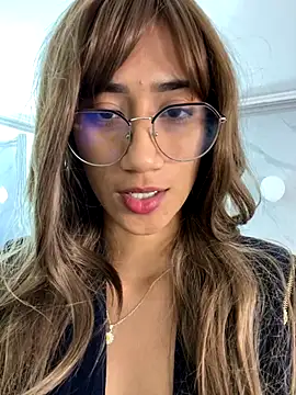 Snapshot of KaitlynLoveCam chatting on October 6, 3:40 am KaitlynLoveCam online show from October 6, 3:40 am