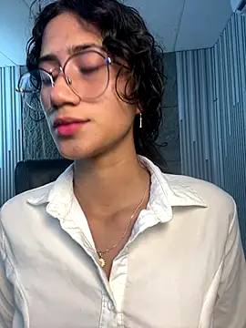 KaitlynLoveCam online show from November 17, 10:14 pm