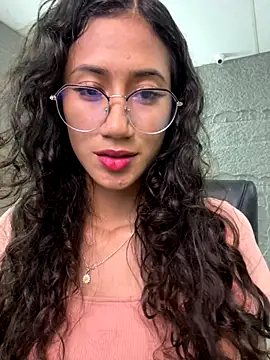 KaitlynLoveCam online show from November 5, 9:40 pm