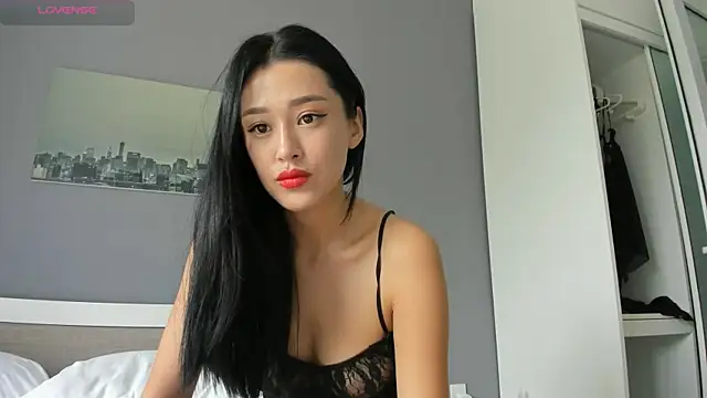 yumisunn online show from November 12, 4:05 am