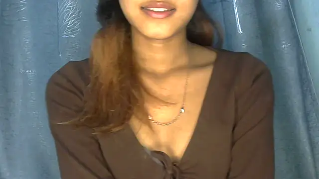 Snapshot of jassi-just18 chatting on February 2, 4:11 pm jassi-just18 online show from February 2, 4:11 pm