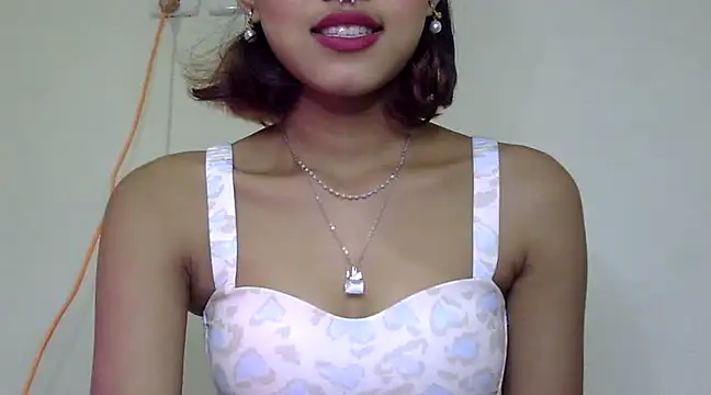 Snapshot of jassi-just18 chatting on March 9, 11:36 am jassi-just18 online show from March 9, 11:36 am