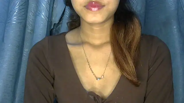 Snapshot of jassi-just18 chatting on February 5, 4:03 pm jassi-just18 online show from February 5, 4:03 pm