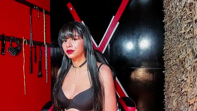 sascha castillo online show from December 17, 7:30 pm