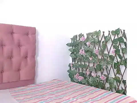 Snapshot of _69HONRY chatting on September 11, 1:00 pm 69HONRY online show from September 11, 1:00 pm