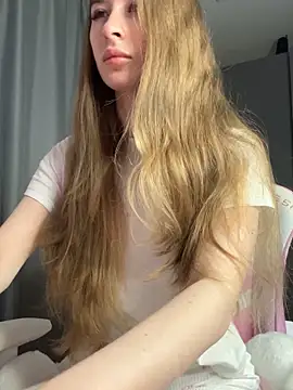 your girl next door online show from February 4, 1:48 pm