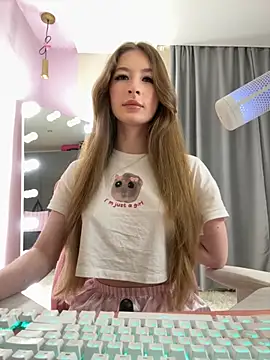 your girl next door online show from October 8, 3:13 pm