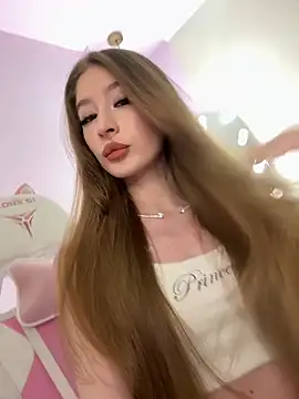 your girl next door online show from February 21, 2:41 pm