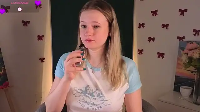 MaydaFoulk online show from February 21, 1:18 am