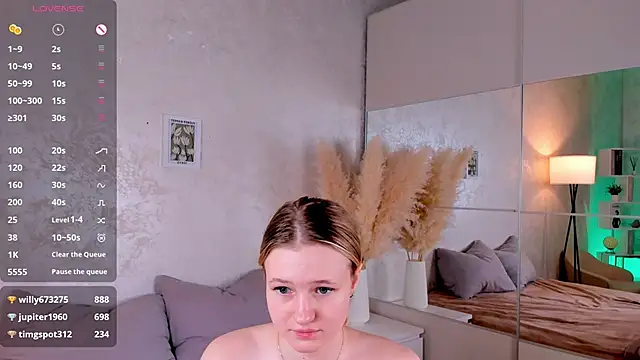 MaydaFoulk online show from March 23, 2:48 am