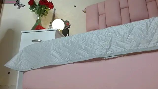 isabela ferrer  online show from December 3, 1:21 pm