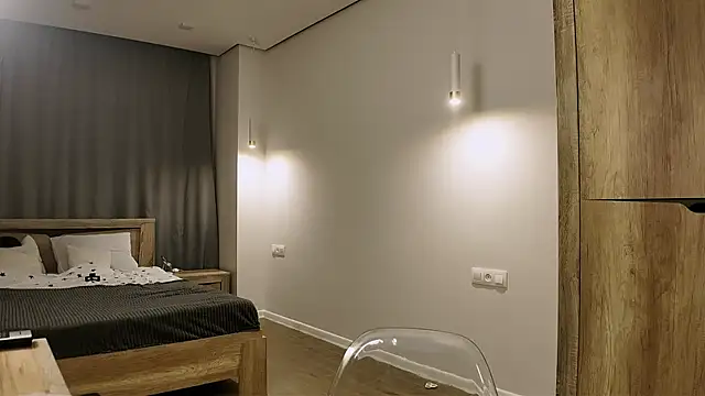 vinylstore online show from March 14, 3:07 pm