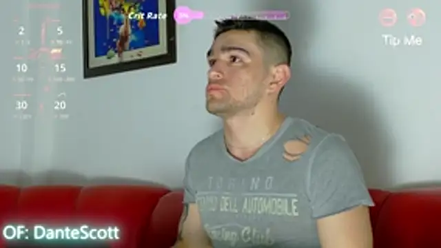 Snapshot of Sexy_Alejandro_ chatting on June 19, 11:16 am Sexy Alejandro online show from June 19, 11:16 am